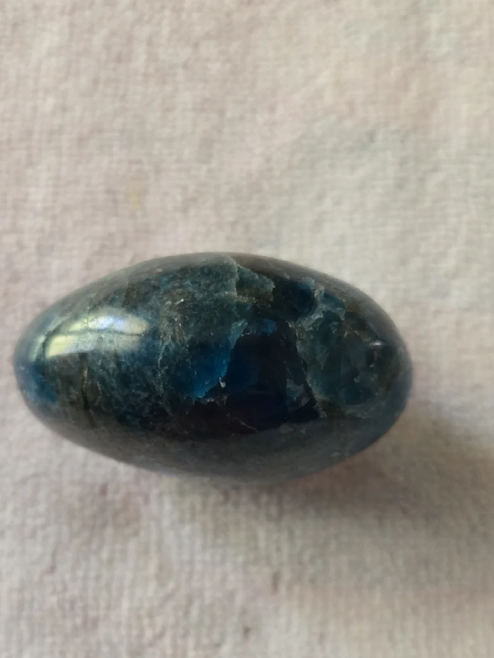 Blue Apatite Polished Tumbled Stone - Picture 4 of 5